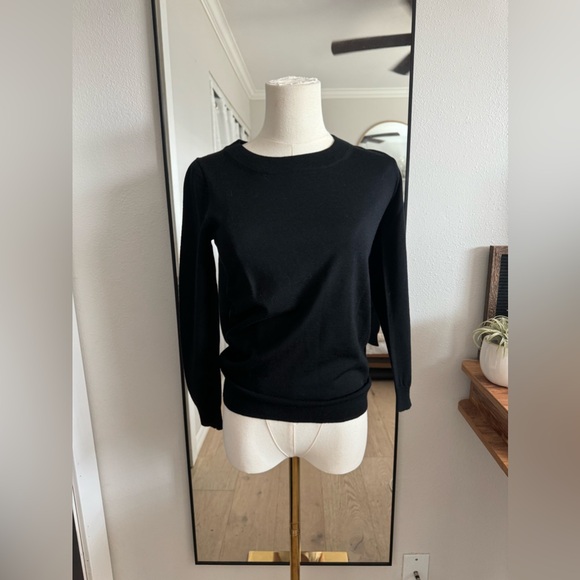 J Crew | Carolyn Merino Wool Crew Neck Sweater | Sz XS - Picture 5 of 8